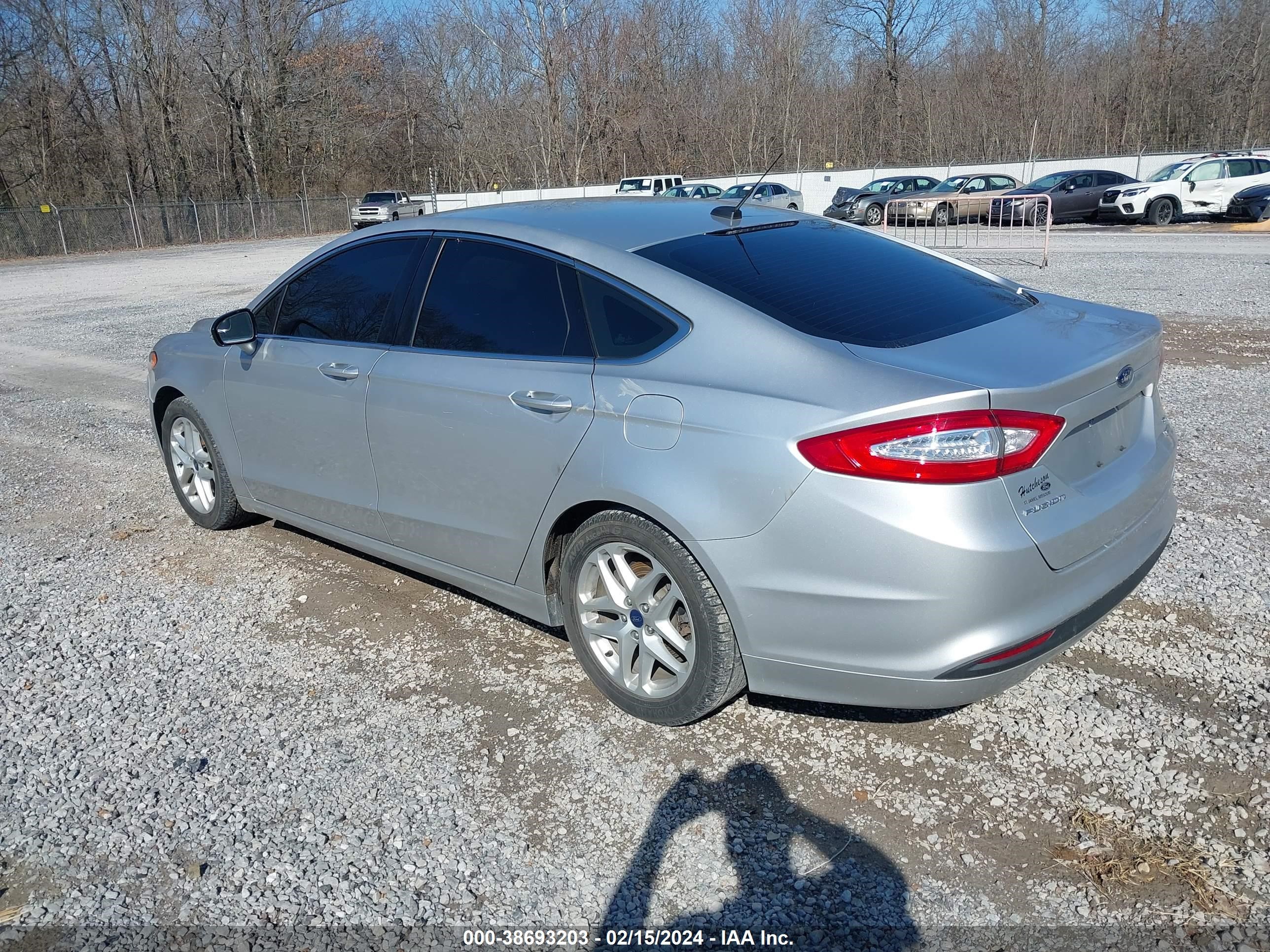 Photo 3 VIN: 1FA6P0HD2E5387793 - FORD FUSION 