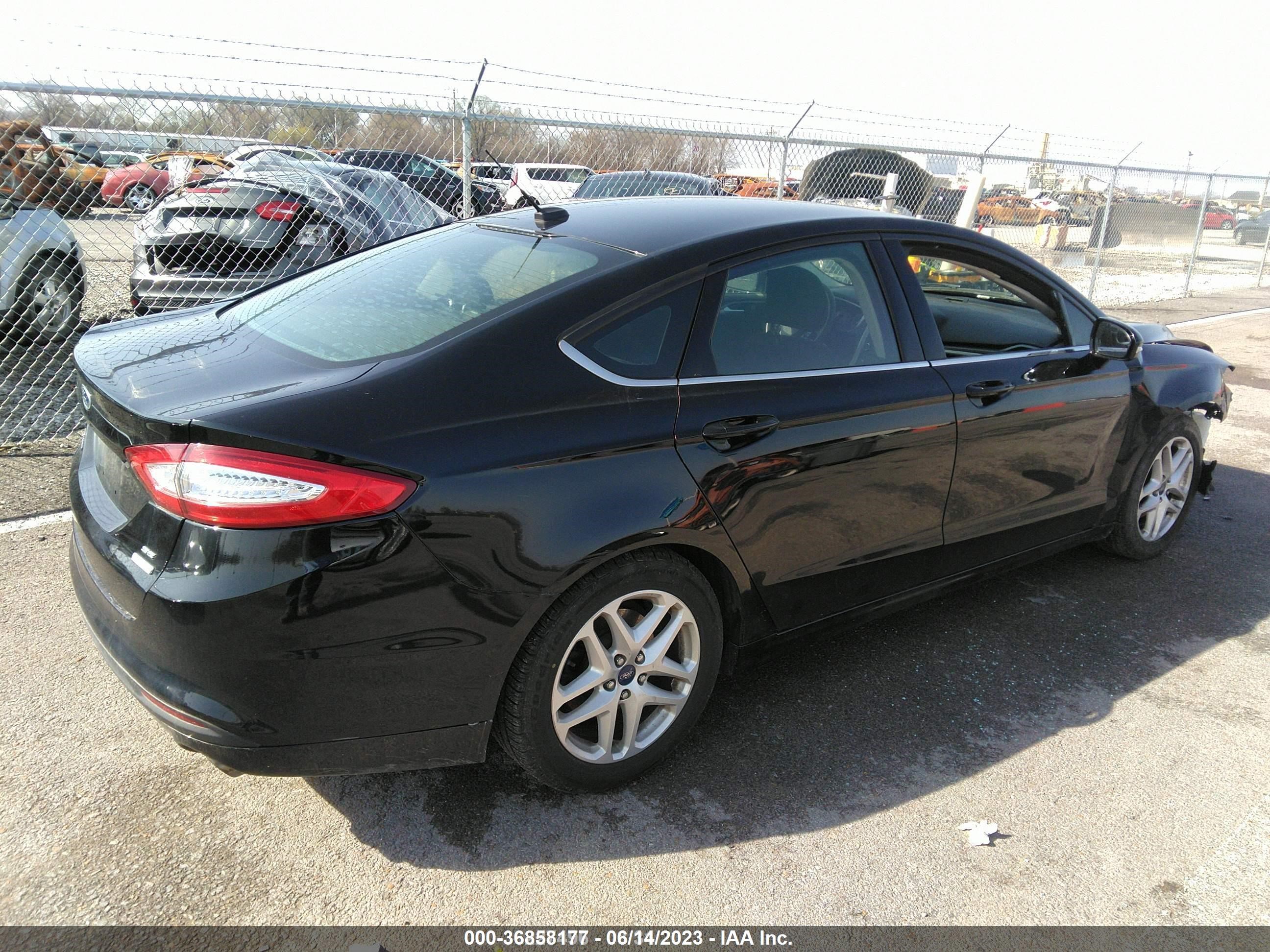 Photo 3 VIN: 1FA6P0HD2G5130135 - FORD FUSION 