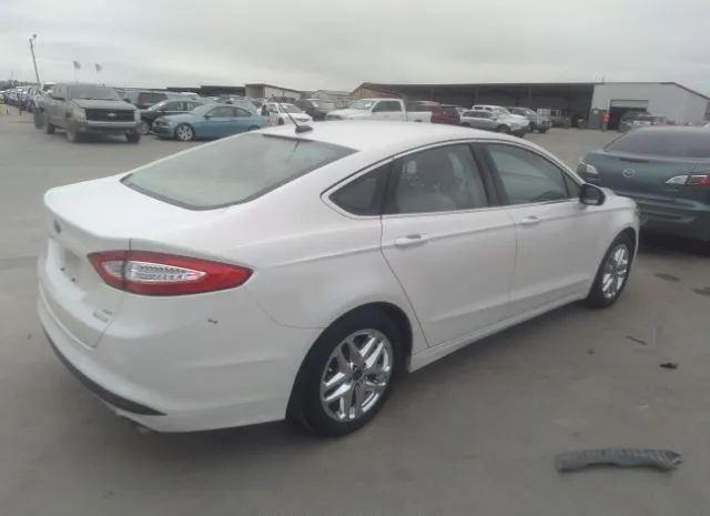 Photo 3 VIN: 1FA6P0HD3F5102116 - FORD FUSION 