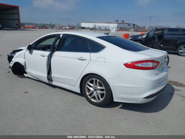 Photo 2 VIN: 1FA6P0HD4F5127168 - FORD FUSION 