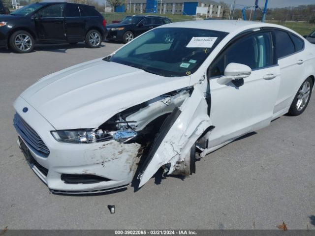 Photo 5 VIN: 1FA6P0HD4F5127168 - FORD FUSION 