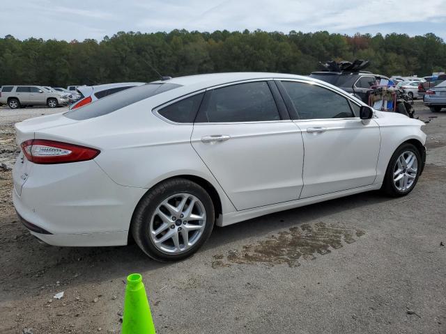 Photo 2 VIN: 1FA6P0HD4G5120772 - FORD FUSION 