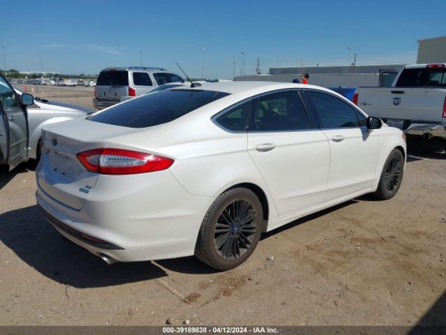 Photo 3 VIN: 1FA6P0HD5E5365819 - FORD FUSION 