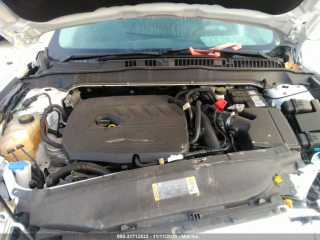 Photo 9 VIN: 1FA6P0HD5F5124148 - FORD FUSION 