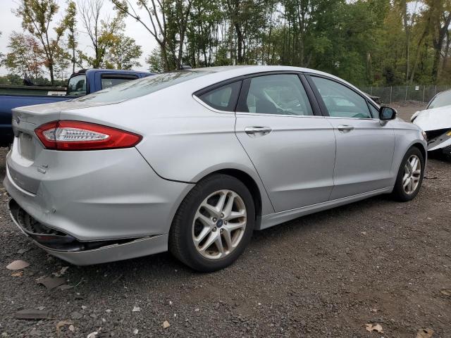 Photo 2 VIN: 1FA6P0HD6F5118360 - FORD FUSION SE 