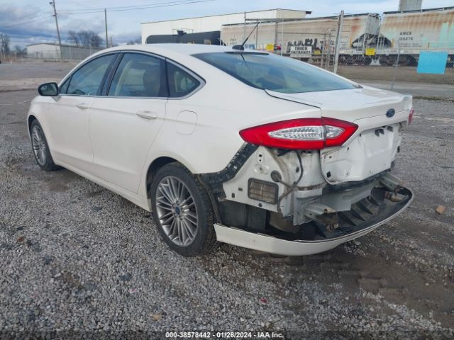 Photo 2 VIN: 1FA6P0HD7F5111045 - FORD FUSION 