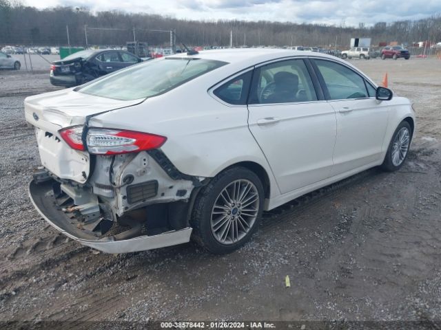 Photo 3 VIN: 1FA6P0HD7F5111045 - FORD FUSION 