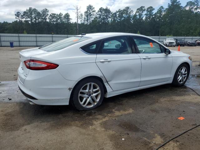 Photo 2 VIN: 1FA6P0HD7F5122658 - FORD FUSION SE 