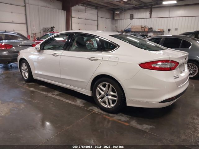 Photo 2 VIN: 1FA6P0HD7G5109197 - FORD FUSION 