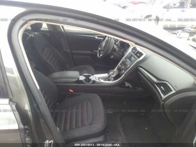 Photo 4 VIN: 1FA6P0HD8F5102743 - FORD FUSION 