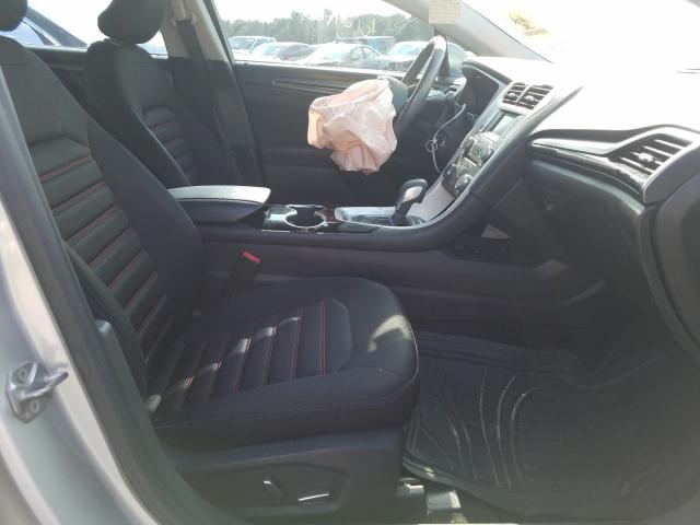 Photo 4 VIN: 1FA6P0HD8F5105416 - FORD FUSION 