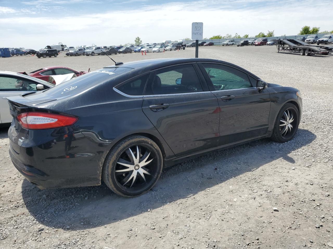 Photo 2 VIN: 1FA6P0HD9F5103559 - FORD FUSION 