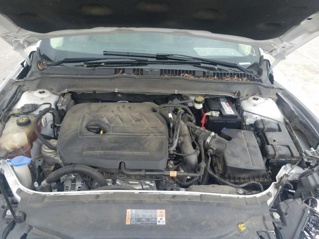 Photo 6 VIN: 1FA6P0HD9F5110169 - FORD FUSION 