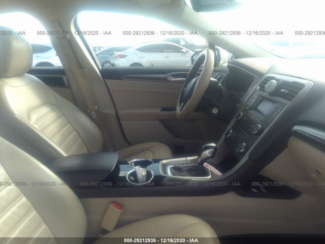 Photo 4 VIN: 1FA6P0HD9G5111470 - FORD FUSION 