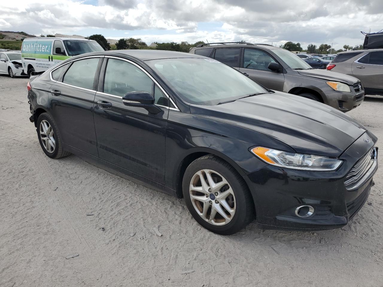 Photo 3 VIN: 1FA6P0HD9G5113865 - FORD FUSION 