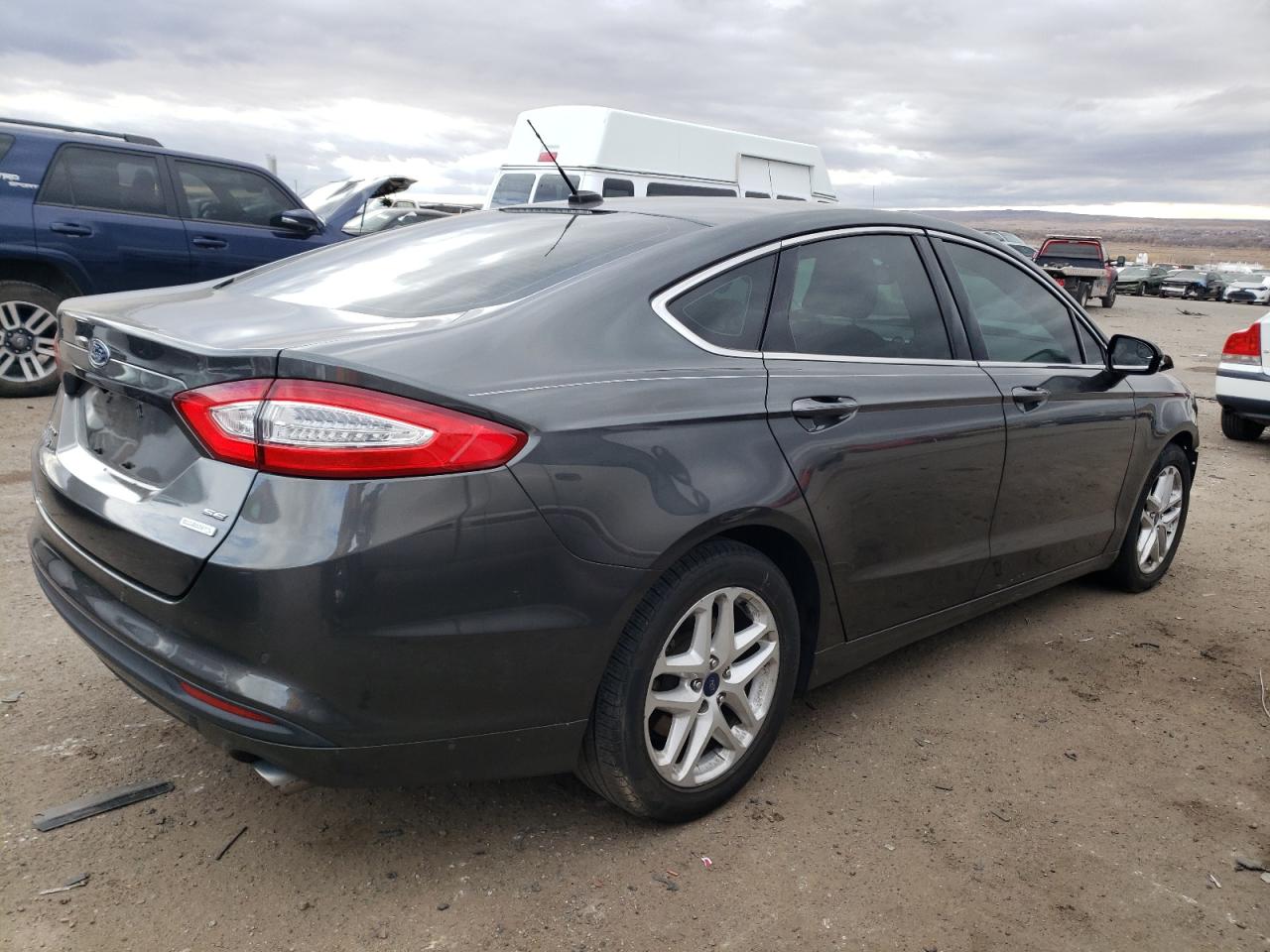 Photo 2 VIN: 1FA6P0HD9G5116751 - FORD FUSION 