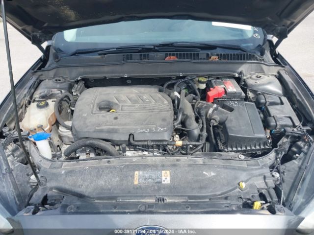 Photo 9 VIN: 1FA6P0HDXF5109600 - FORD FUSION 