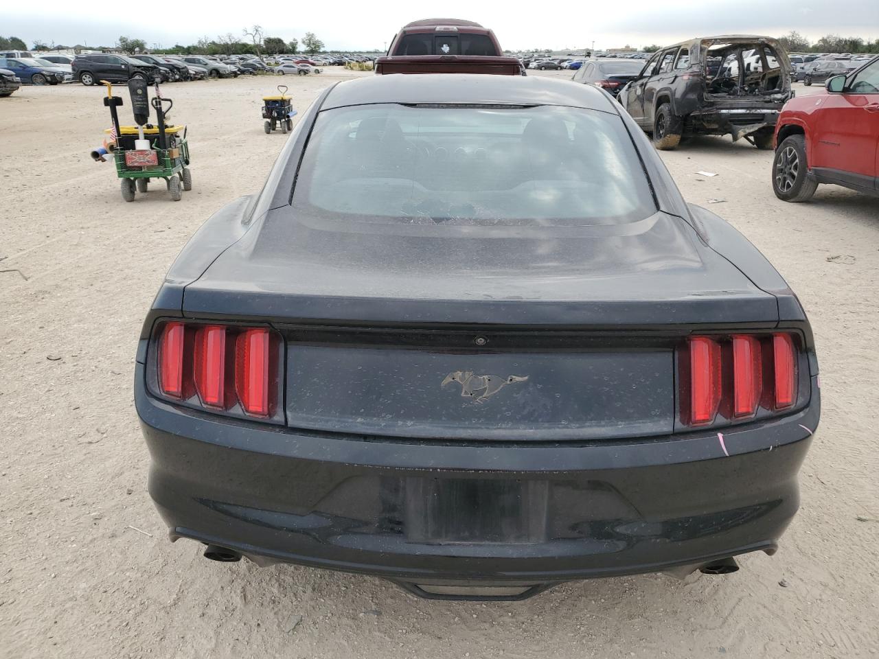 Photo 5 VIN: 1FA6P8AM7G5262025 - FORD MUSTANG 