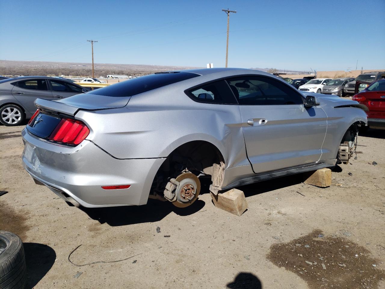 Photo 2 VIN: 1FA6P8AM9F5395951 - FORD MUSTANG 