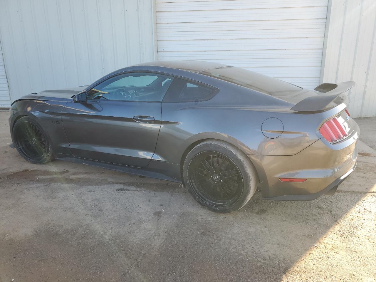 Photo 1 VIN: 1FA6P8CF0G5242035 - FORD MUSTANG 