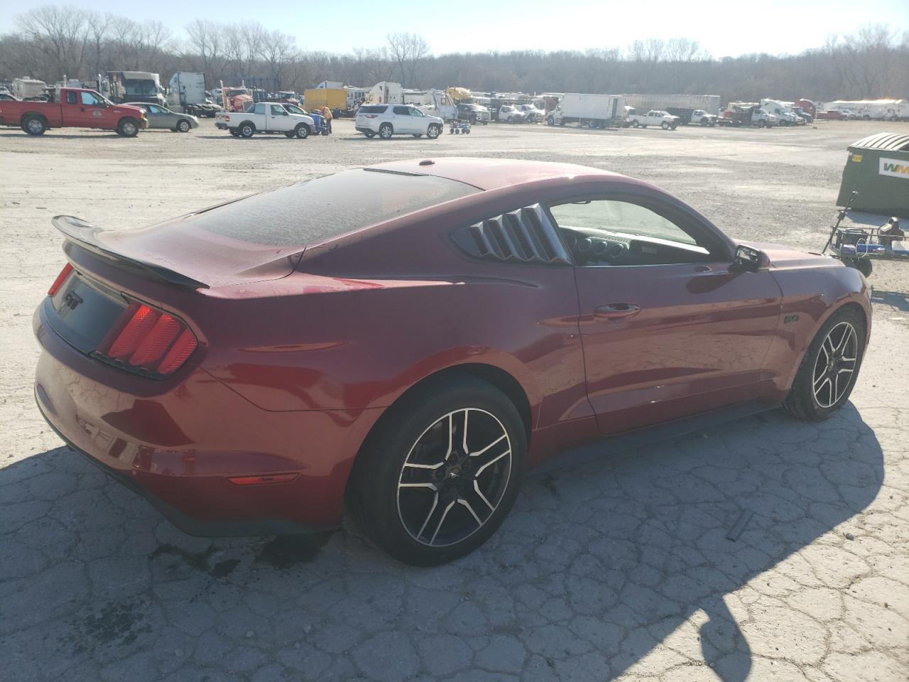 Photo 2 VIN: 1FA6P8CF0G5260549 - FORD MUSTANG 