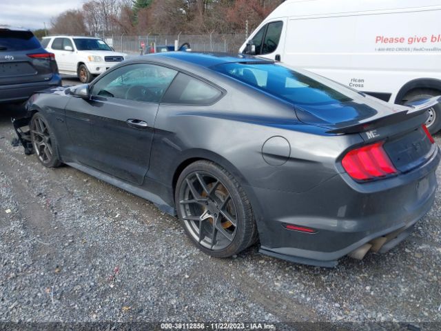 Photo 2 VIN: 1FA6P8CF1J5158409 - FORD MUSTANG 