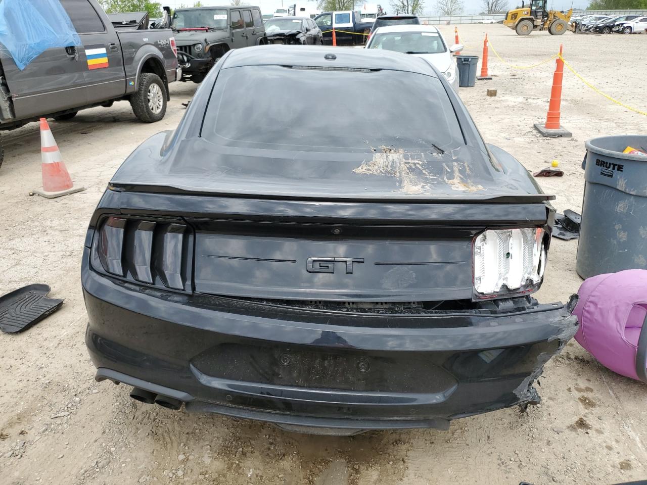 Photo 5 VIN: 1FA6P8CF1K5124892 - FORD MUSTANG 