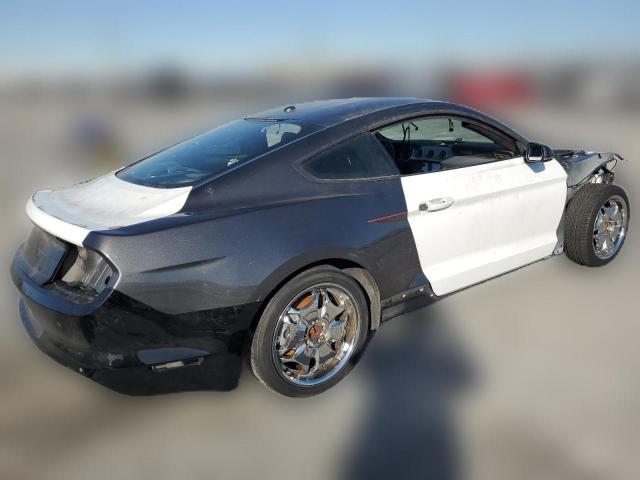 Photo 2 VIN: 1FA6P8CF1K5143832 - FORD MUSTANG 