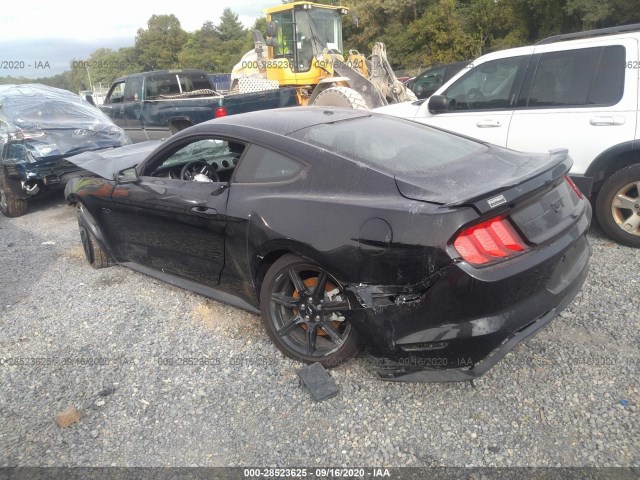 Photo 2 VIN: 1FA6P8CF1K5156967 - FORD MUSTANG 