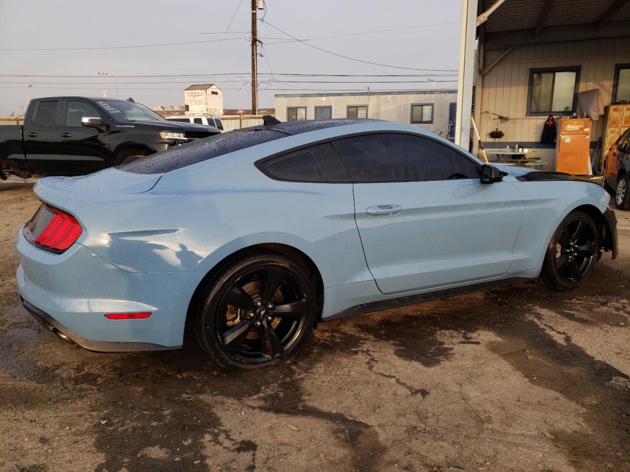 Photo 2 VIN: 1FA6P8CF1M5117606 - FORD MUSTANG 