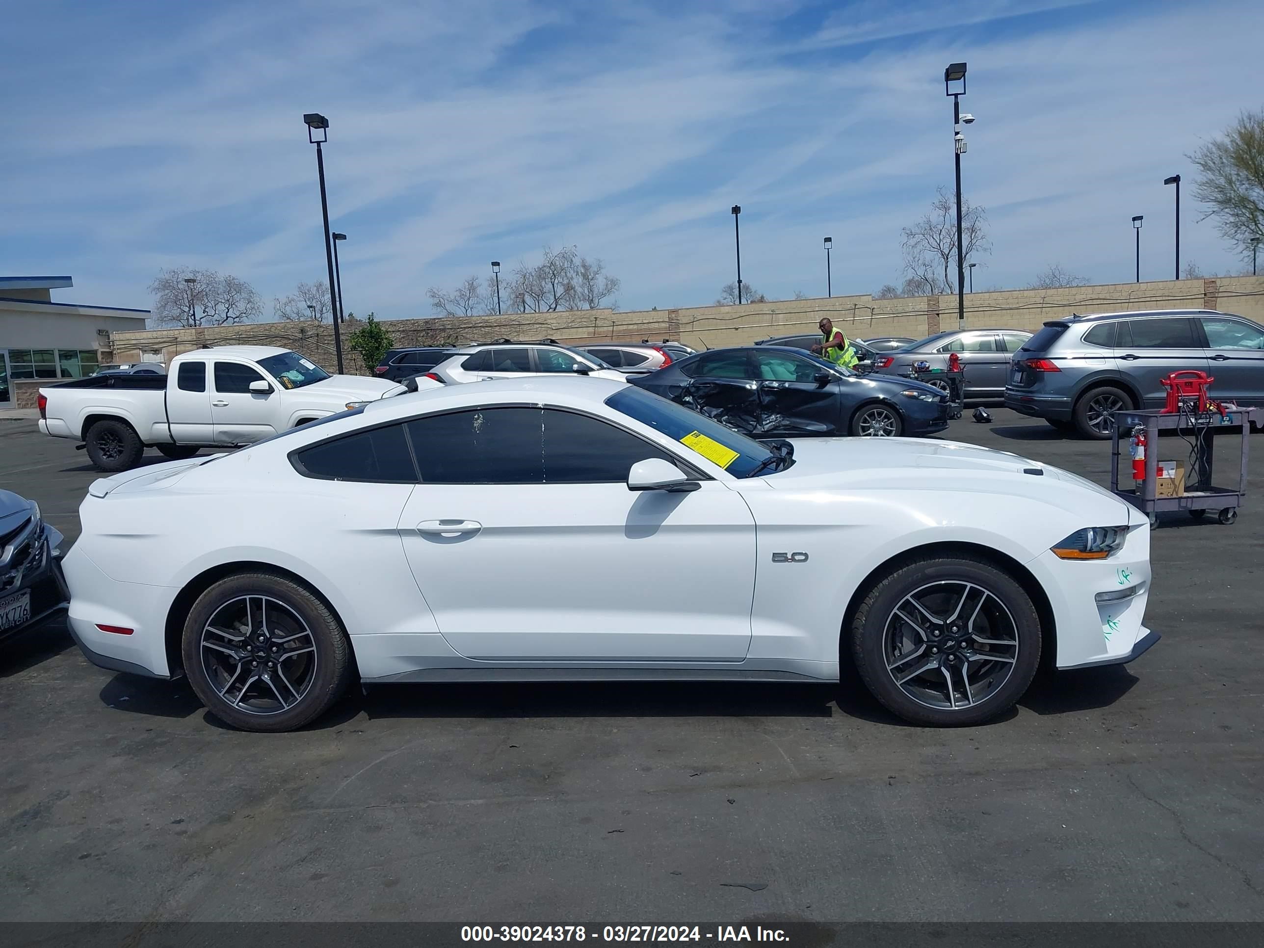 Photo 12 VIN: 1FA6P8CF1P5301724 - FORD MUSTANG 