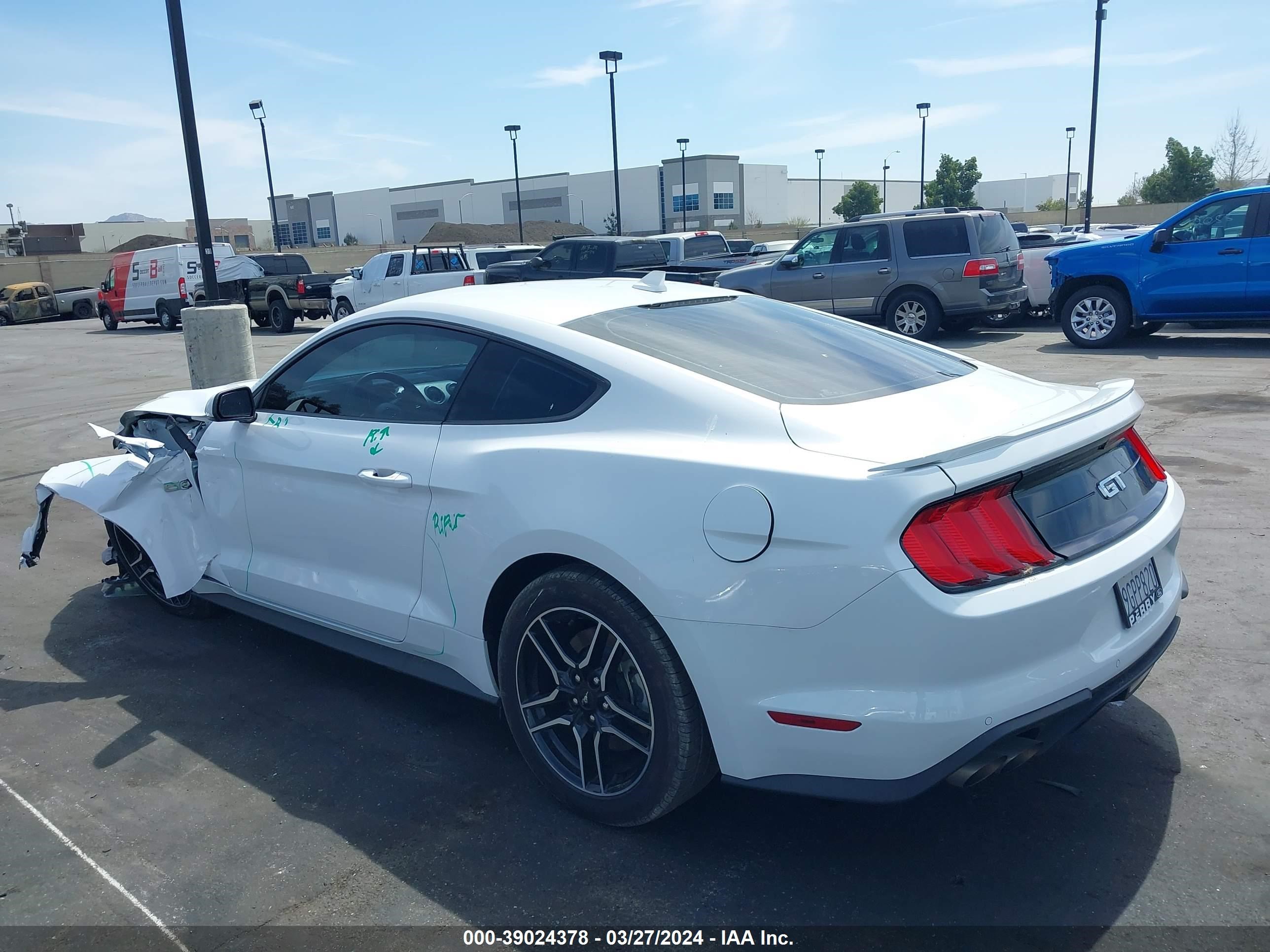 Photo 2 VIN: 1FA6P8CF1P5301724 - FORD MUSTANG 