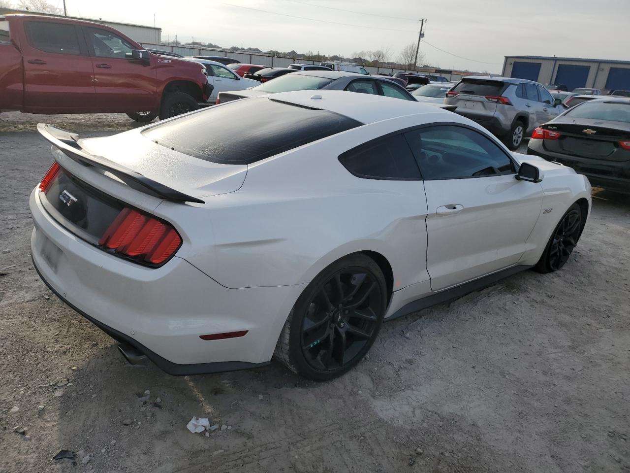 Photo 2 VIN: 1FA6P8CF4H5281244 - FORD MUSTANG 