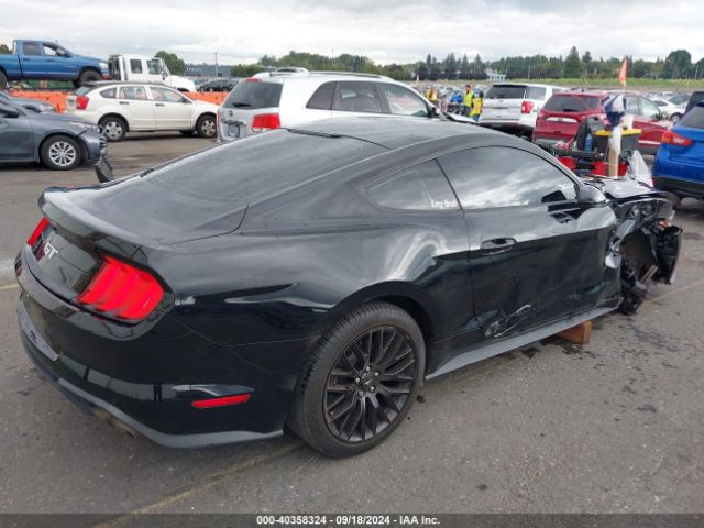 Photo 3 VIN: 1FA6P8CF5J5109388 - FORD MUSTANG 