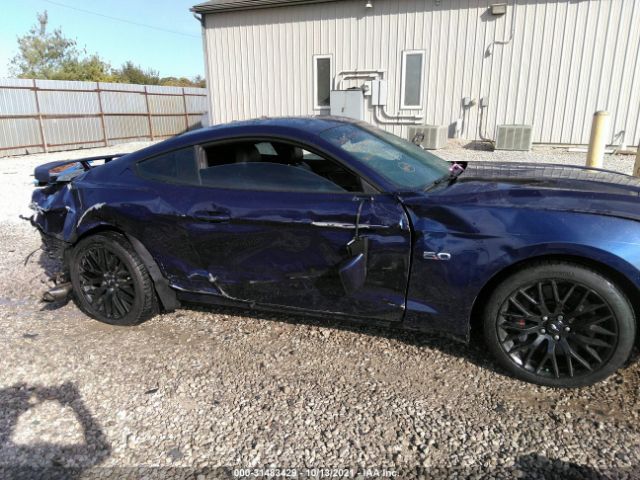 Photo 5 VIN: 1FA6P8CF5J5125896 - FORD MUSTANG 