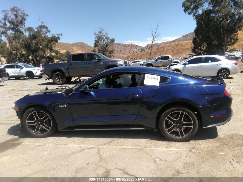 Photo 12 VIN: 1FA6P8CF5J5138440 - FORD MUSTANG 