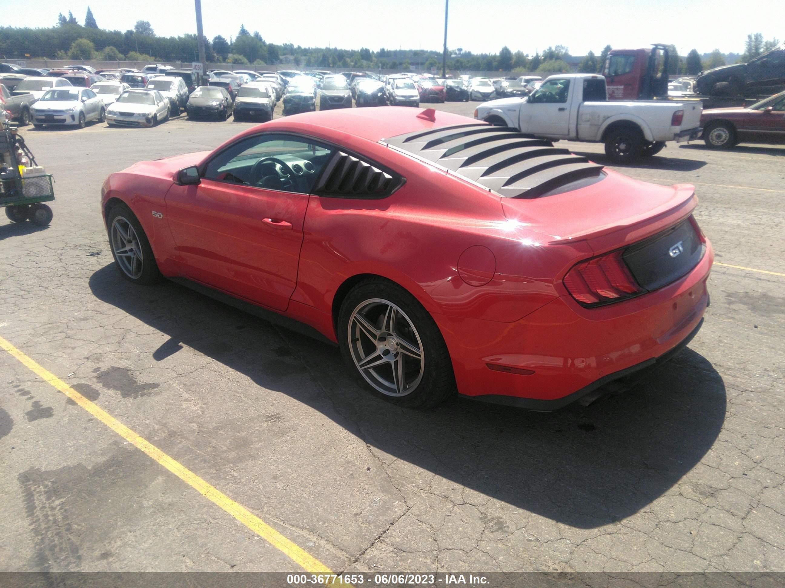 Photo 2 VIN: 1FA6P8CF5L5188354 - FORD MUSTANG 