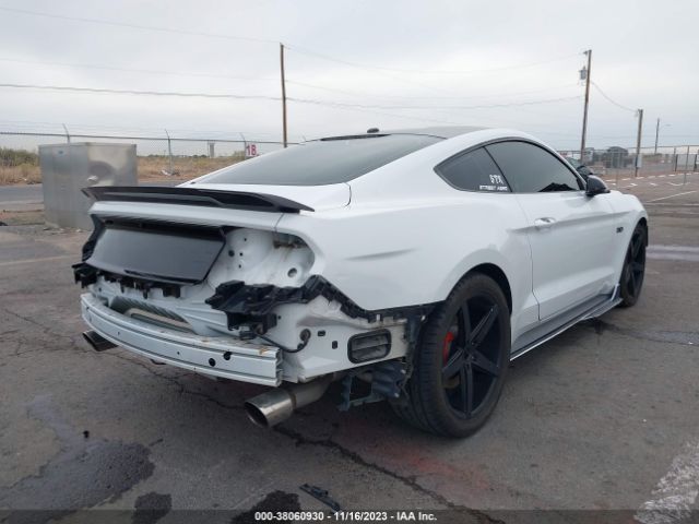 Photo 3 VIN: 1FA6P8CF6F5357155 - FORD MUSTANG 