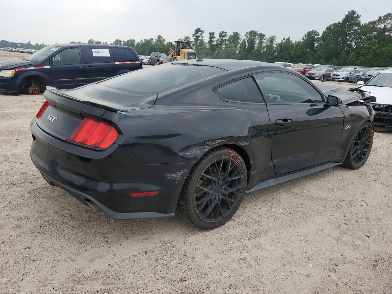 Photo 2 VIN: 1FA6P8CF6G5205975 - FORD MUSTANG 