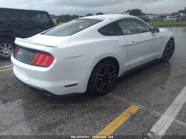 Photo 3 VIN: 1FA6P8CF6J5117631 - FORD MUSTANG 