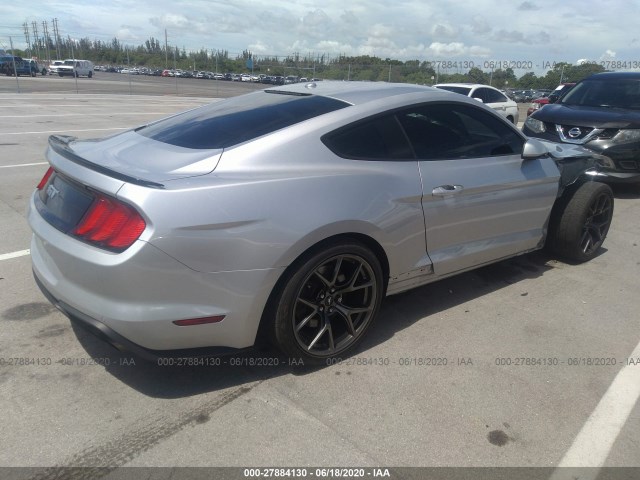 Photo 3 VIN: 1FA6P8CF6J5183211 - FORD MUSTANG 