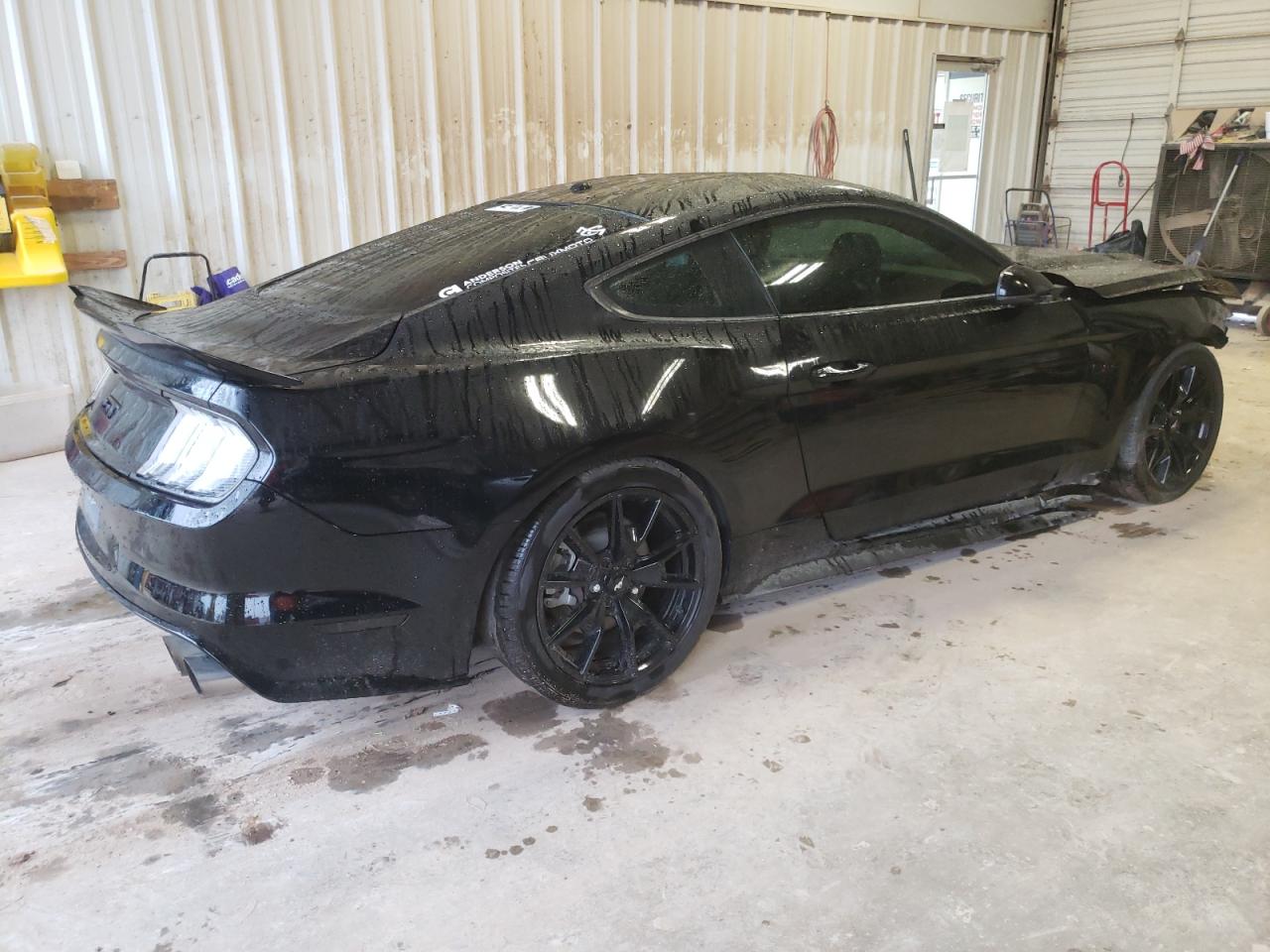 Photo 2 VIN: 1FA6P8CF7H5235066 - FORD MUSTANG 