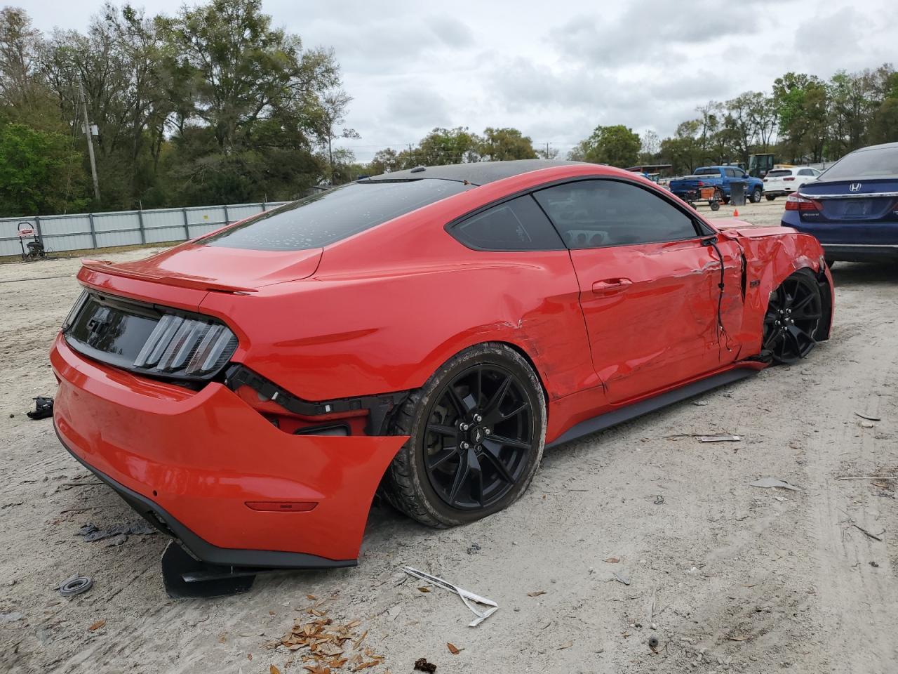 Photo 2 VIN: 1FA6P8CF7H5301793 - FORD MUSTANG 