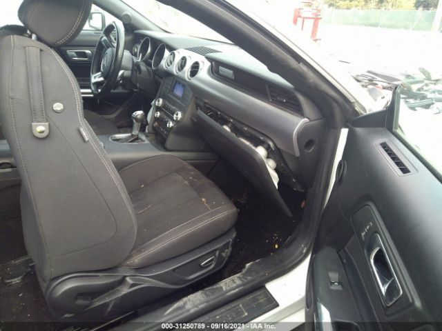 Photo 4 VIN: 1FA6P8CF7K5124234 - FORD MUSTANG 