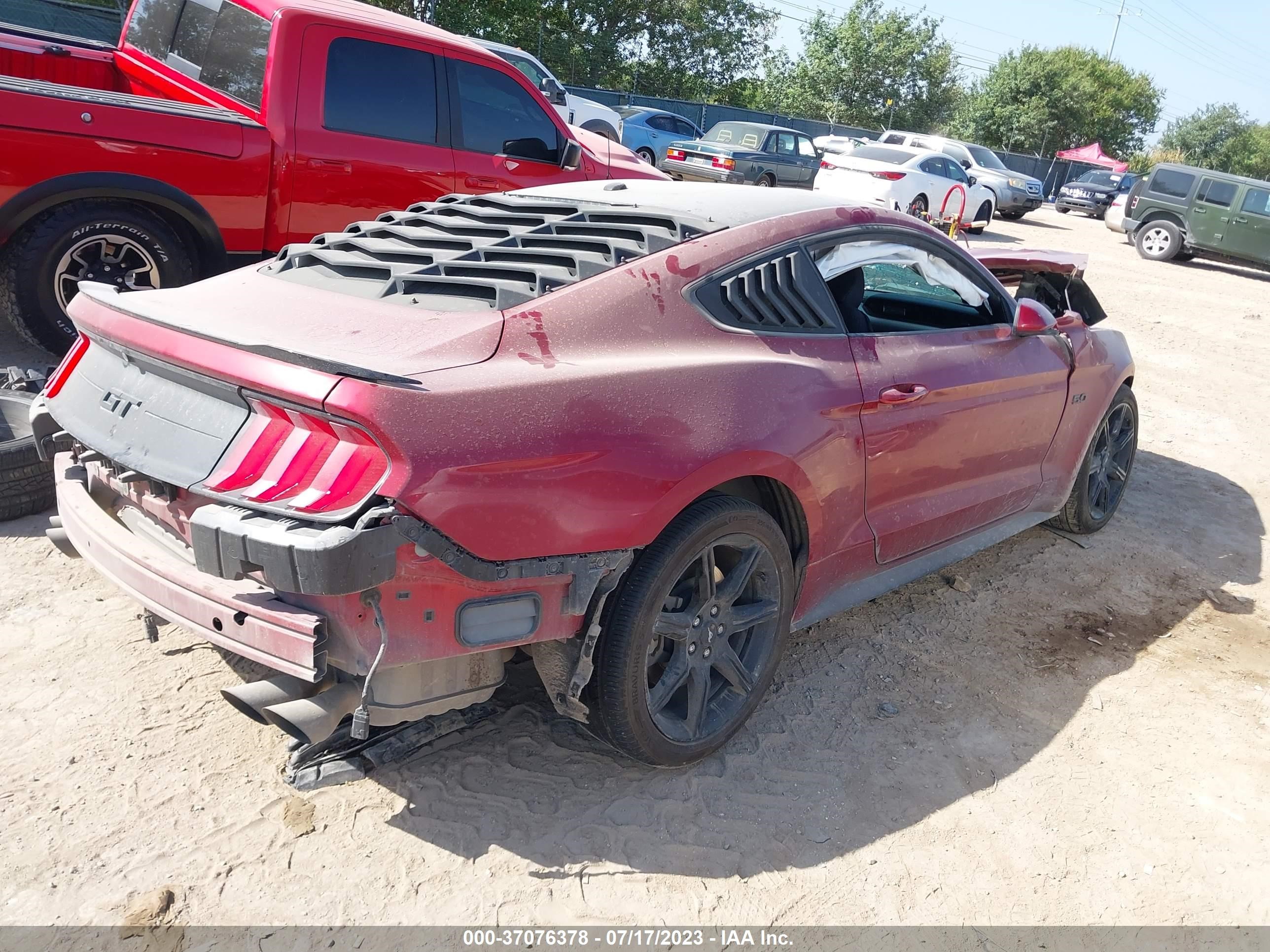 Photo 3 VIN: 1FA6P8CF7K5147805 - FORD MUSTANG 