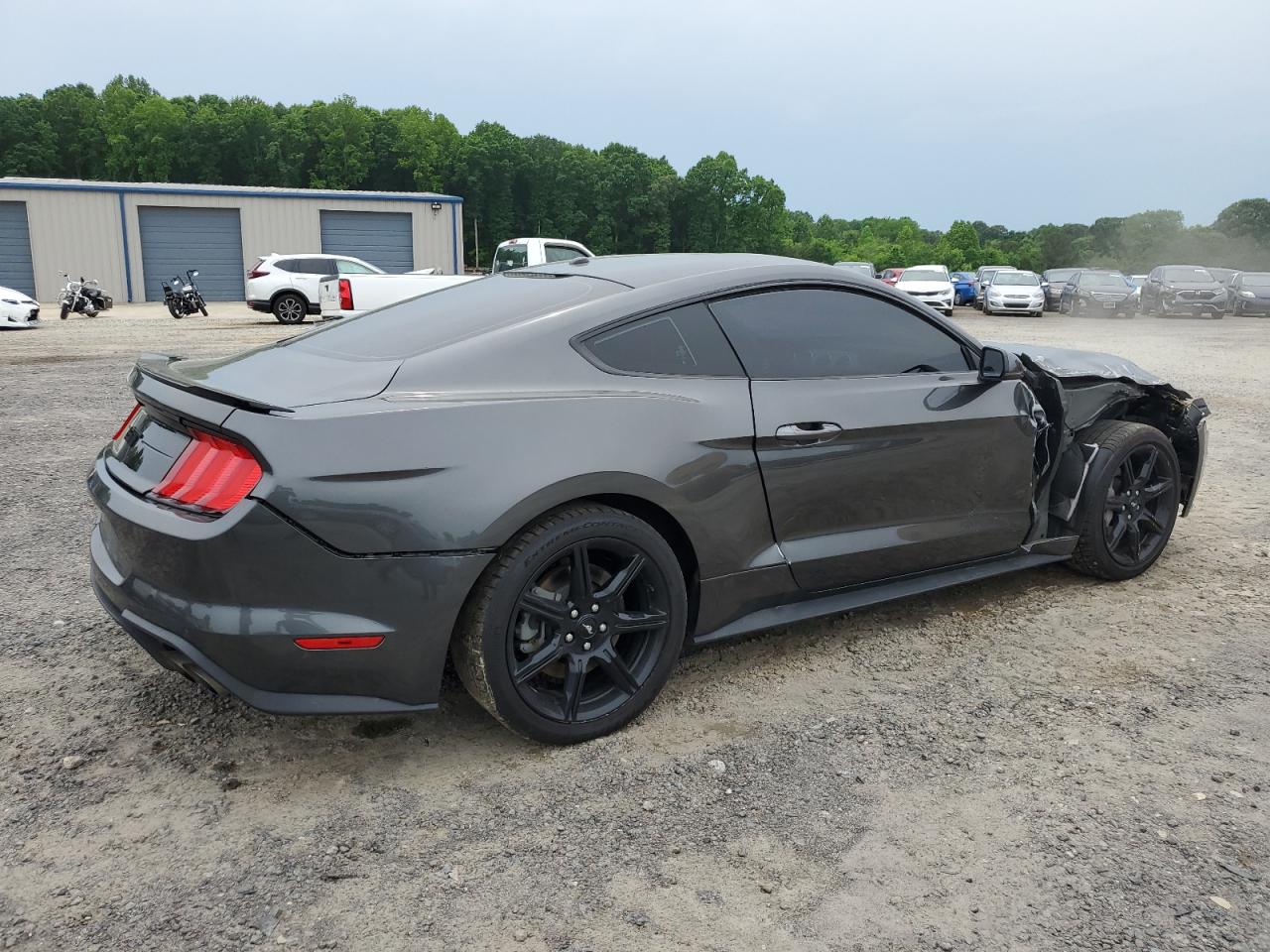 Photo 2 VIN: 1FA6P8CF7K5203788 - FORD MUSTANG 