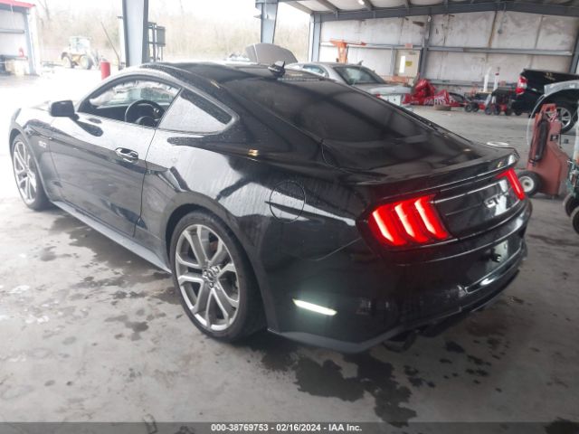 Photo 2 VIN: 1FA6P8CF7P5300318 - FORD MUSTANG 