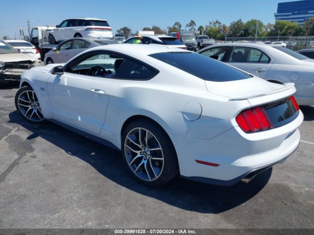 Photo 2 VIN: 1FA6P8CF8F5311424 - FORD MUSTANG 