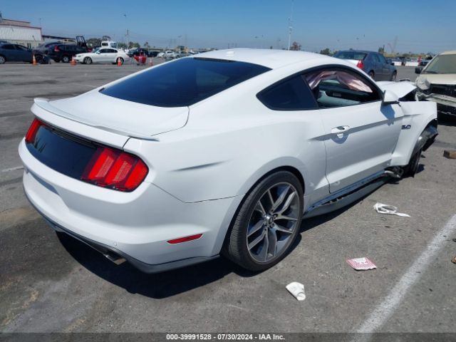 Photo 3 VIN: 1FA6P8CF8F5311424 - FORD MUSTANG 