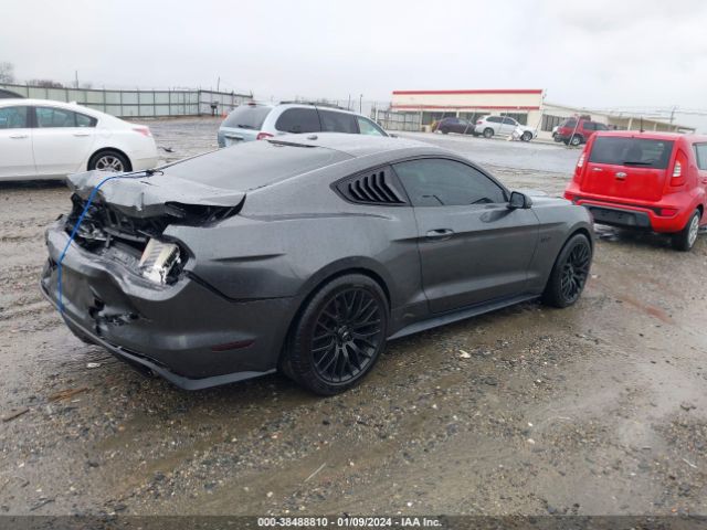 Photo 3 VIN: 1FA6P8CF8F5353883 - FORD MUSTANG 